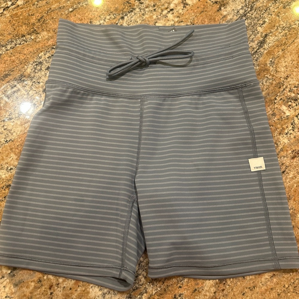 Vuori Women’s Shorts Size Small
